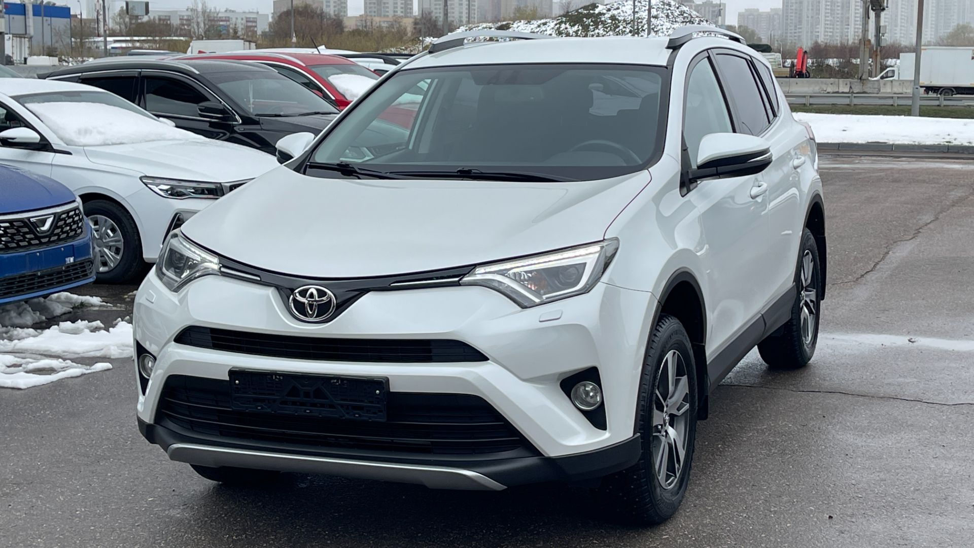 TOYOTA RAV4 2018