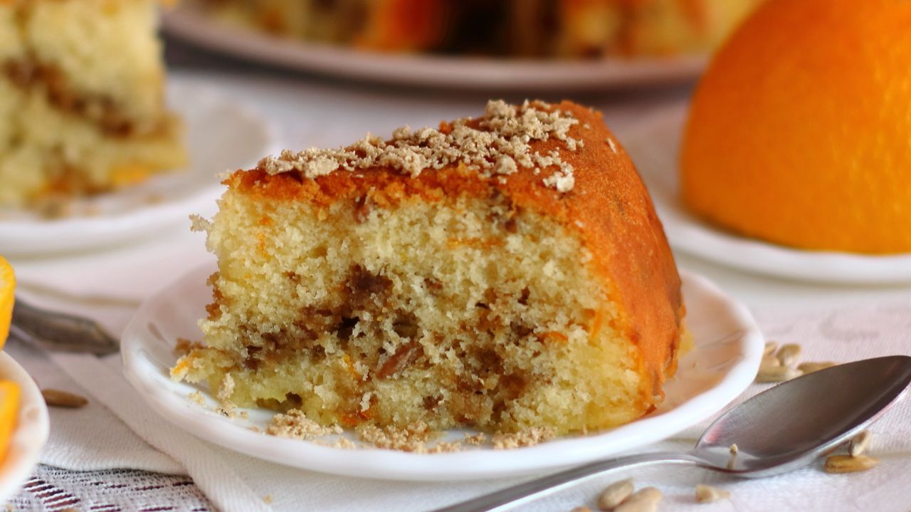 Апельсиновый кекс с сюрпризом. Я готовила в мультиварке, но в духовке тоже можно!