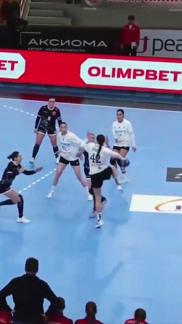 Служба экспресс-доставки голов от Алины 