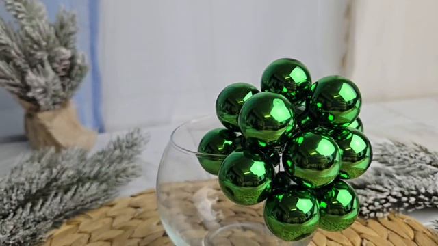 ГРОЗДЬ стеклянных глянцевых шариков на проволоке 12 шаров по 25 мм 2000681