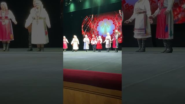 Народ. фольклорный ансамбль Валинкке.- Аликовское землячество 