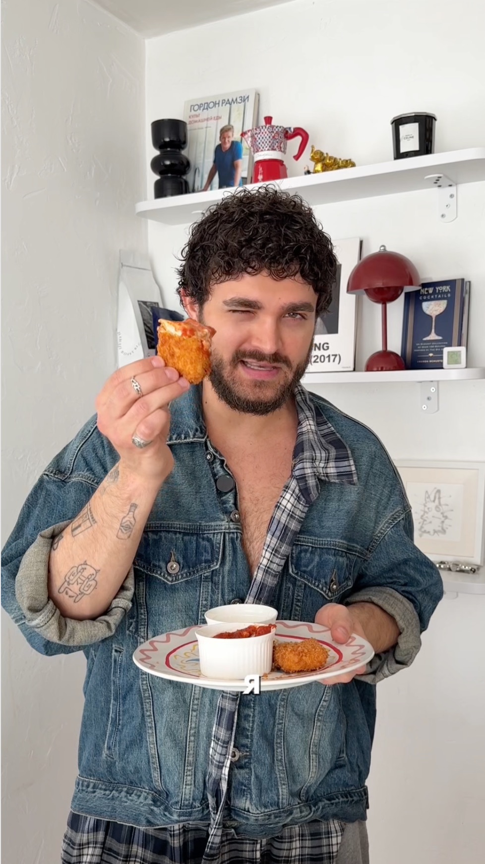 Что если из лазаньи сделать стритфуд? Экспериментируем вместе с мужчиной на кухне Гордеем Крапивкой