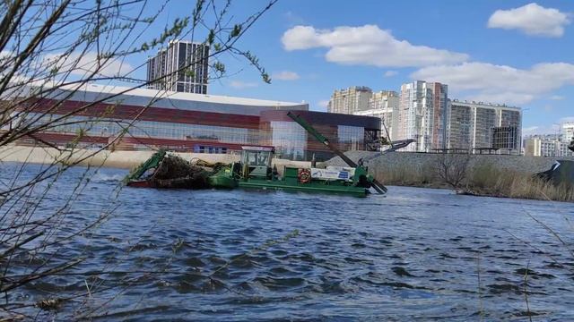 Челябинск чистка р.Миас за плотиной Коммунар. 29.04.2026г