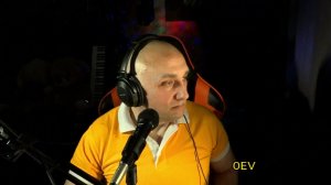 Поем любимые песни с Клондайс в прямом эфире.