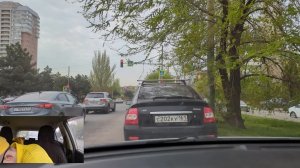 где-то езжу что-то доставляю.