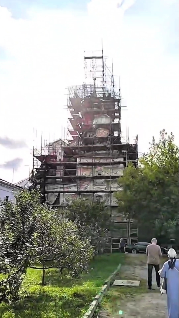 21.09.2024 Рождество Пресвятой Богородицы. Арсеньевский звон Ростовской звонницы над монастырём