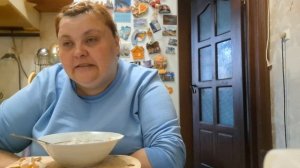 приехала домой  надо поесть