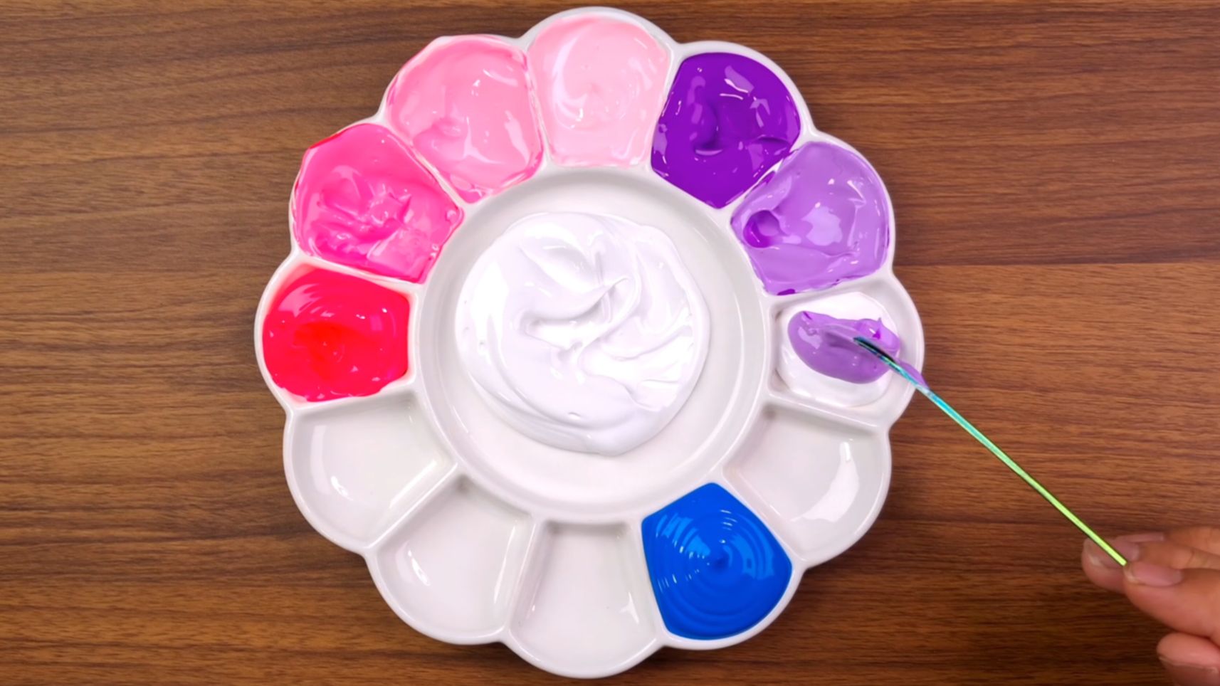 Невероятно  Из 3 цветов сделали 12! Результат удивил  Мультики для детей