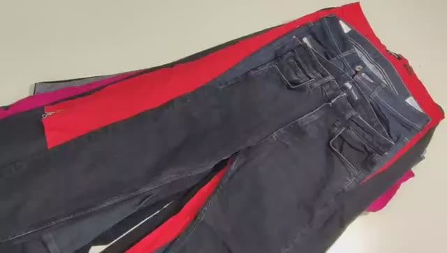 Лот 152 Джинсы Брюки Англия КРЕМ  1120 р-кг 9,3кг 25ед