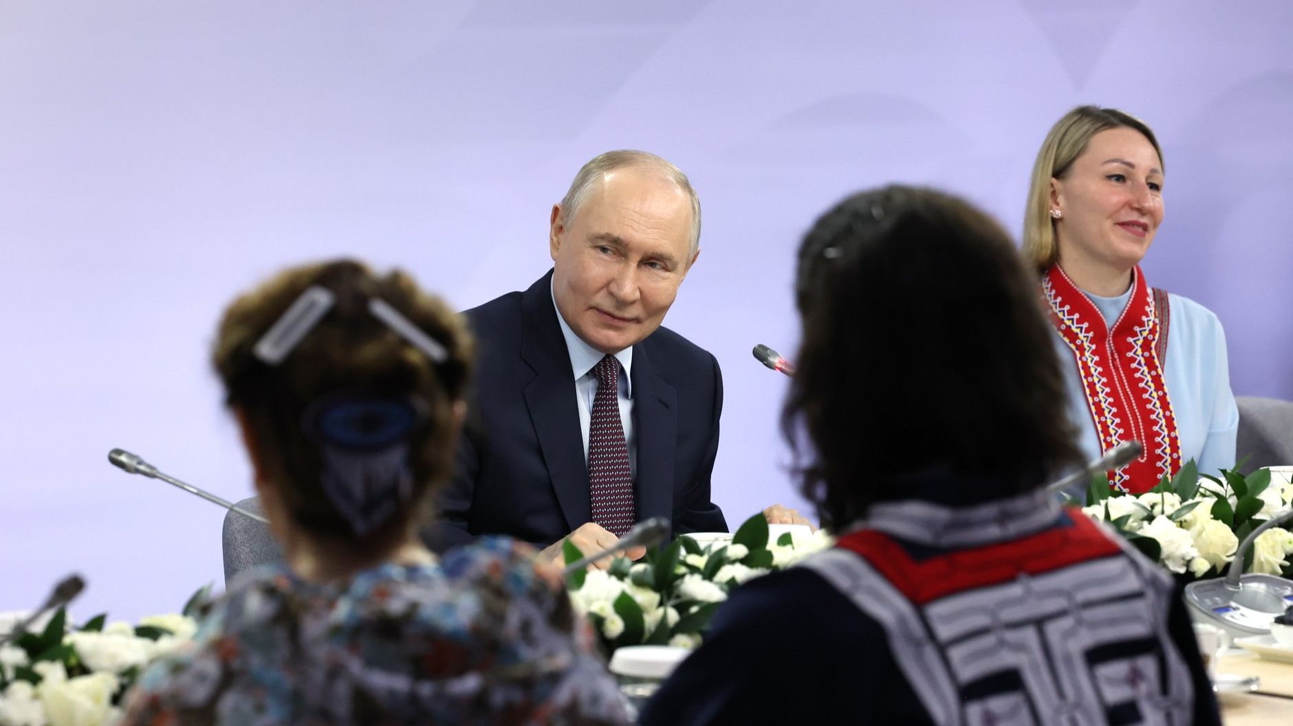 Путин: сила России — в её многообразии