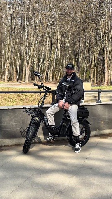 Катание на электровелосипеде Минако Ф11 Про в парке Кусково