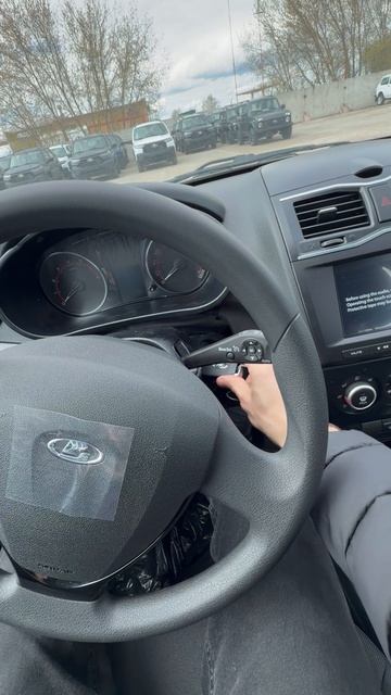 2026 Лада Гранта запуск двигателя