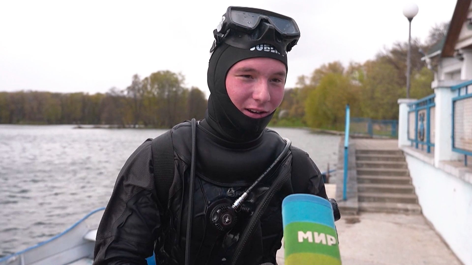 Рейды спасателей и очистка дна от мусора. Генеральная уборка проводится на пляжах Беларуси