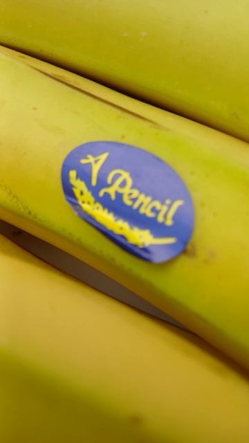 ПОЧЕМУ ТАК НАЗВАЛИ?? АХАХАХАХ0П