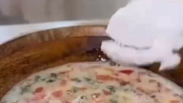 1000012225.mp4  ЯИЧНЫЕ БЛИНЫ НА ЗАВТРАК 