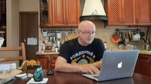 Отличается ли вкус мёда у разных пород пчёл? Полемика с каналом Медоведение