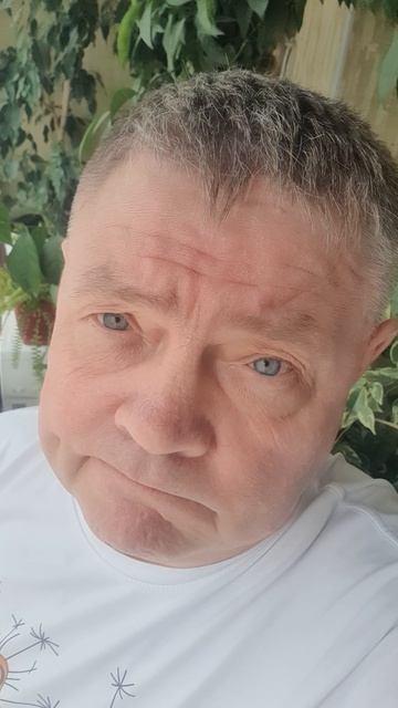 В обитель пьянства и разврата...