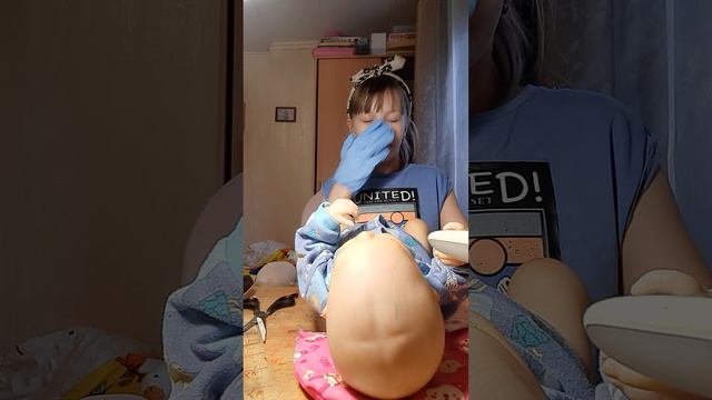 дарина на мед-осмотре .поход к врачу