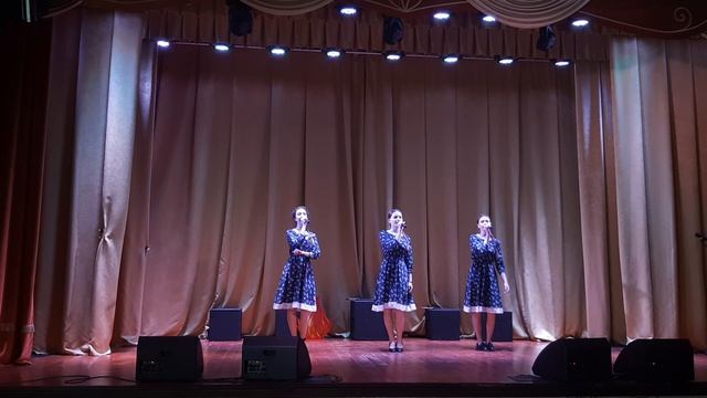 Ансамбль Девчата - Катюша