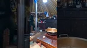 Монголы делают природные холодильники из снега! #еда #кулинария #Монголия