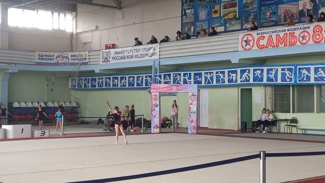 Виктория Емшанова. Обруч.28.04.26г.mp4