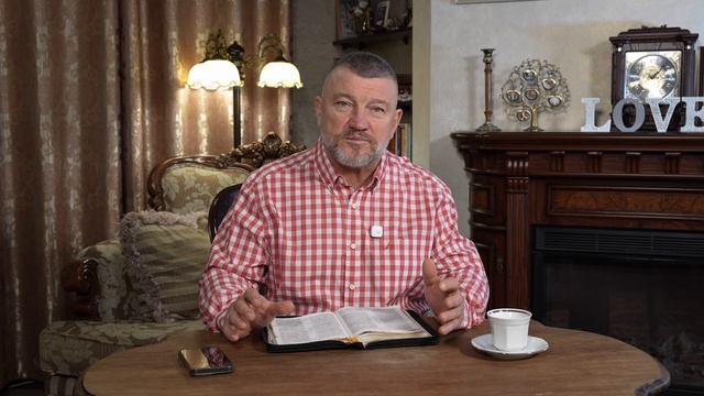 Почему мы видим чужие ошибки, но не свои? Притча о бревне