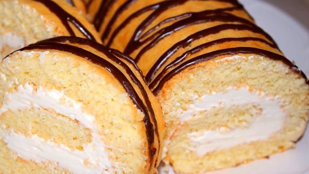 БИСКВИТНЫЙ РУЛЕТ С КРЕМОМ 😋👍