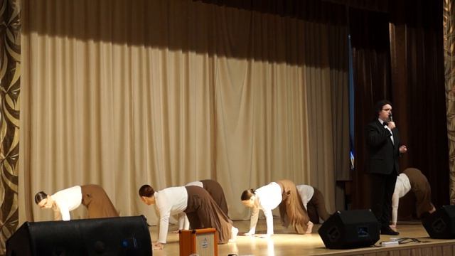 Номер инженеров и СПО на гала-концерте «Студвесна» в НГАТУ