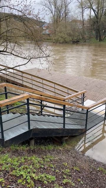 Пахра. 29 апреля. Последствия снежной аномалии