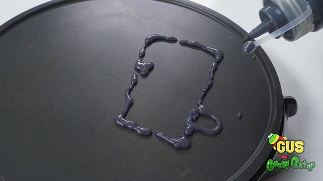 GUS THE GUMMY GATOR MYSTERY GIANT SPIN WHEEL CHALLENGE ! SLIME VS. PANCAKES!