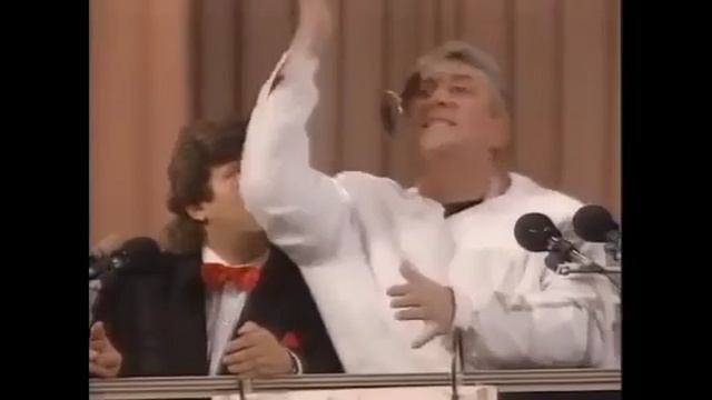 ИДИТЕ ....к ...глазнику!