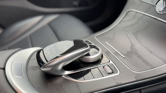 Mercedes-Benz C-180 2015 г.Тюмень 1.920.000 Для связи 89199378385