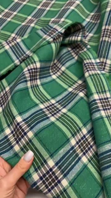 Хлопок со льном в сочном зеленом цвете