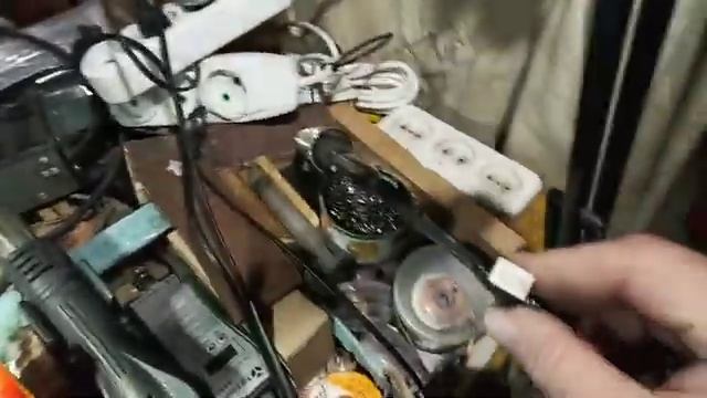 286. На сколько хватит двух АКБ при ремонтах электроники под обычной нагрузкой   14-21