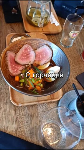 Такую окрошку вы еще не пробовали! #окрошканаквасе #необычнаяподача #холодныйсуп #квас #еда