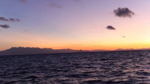 На катамаране из Дарвина Австралия в Индонезию остров Ломбок