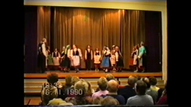 Танец «рёнтюшка» «Liilee Ja Lailee» («Лиилее йа лаилее»)