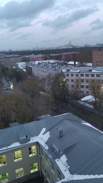 Сдаётся трехкомнатная квартира 54.2 кв.м. в скромном состоянии, второй дом от м.Алексеевская