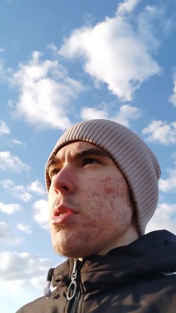Благодарите на своей дороге БОГА. И не судите себя строго. Я с Вами.