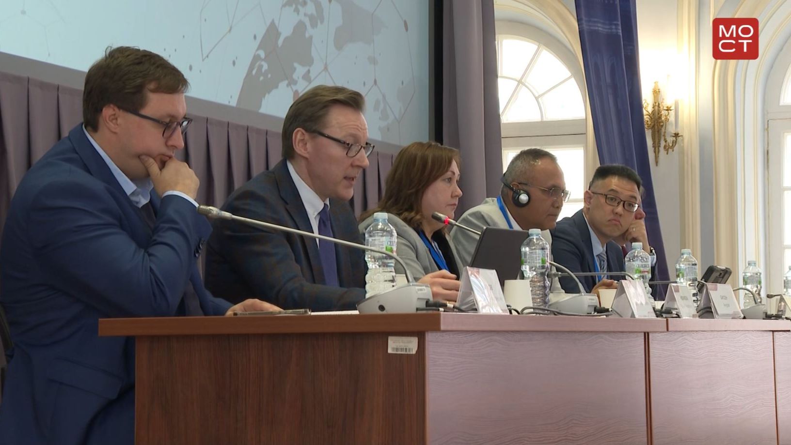 Новости СПбГУ: III Конгресс «Глобальные и региональные вызовы в меняющемся мире»