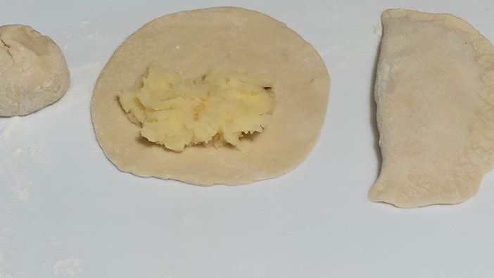 Хрустящие чебуреки с картошкой