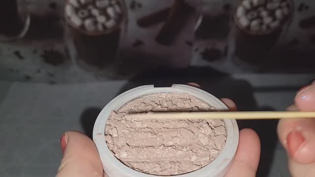 Перепрессовываем хайлайтер и болтаем....