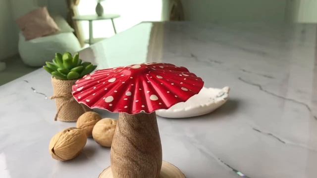 Декоративная фигурка ВОЛНИСТЫЙ МУХОМОР древесина манго 11 см A68100510