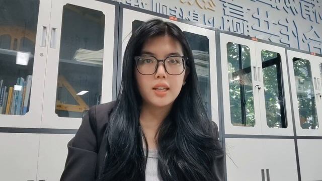 Александр Пушкин. Цветок  — читает  Xutong Chen (Сюй Тун Чэнь )