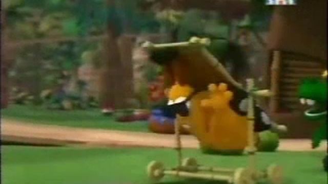 Фрагмент мультсериала «Перекрёсток в джунглях» (2010) (Второе ТНТ, 15.02.2011; 13:06 МСК)