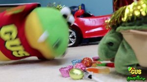 Gus the Gummy Gator 's BIRTHDAY PARTY Fun Games and Presents Part 2