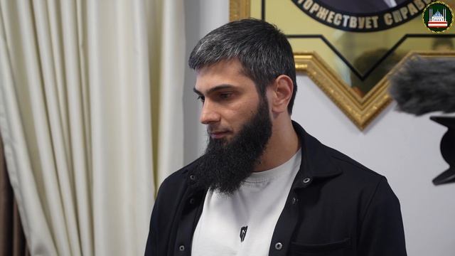 Жителя Грозного наградили за ремонт автобусной остановки