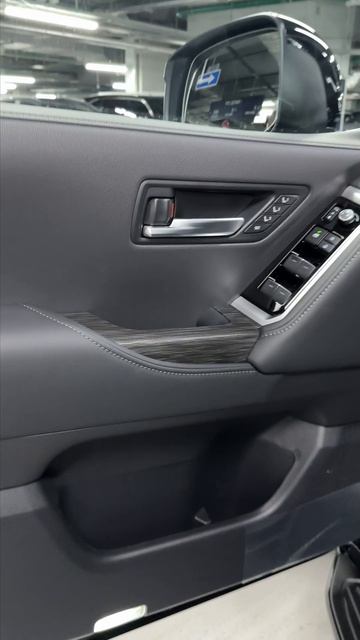 Toyota_Land_Cruiser_300 рест