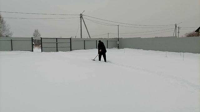 Влог: Заснеженный участок в начале года!На производстве: смотрим свои готовые объекты,бытовка и душ.