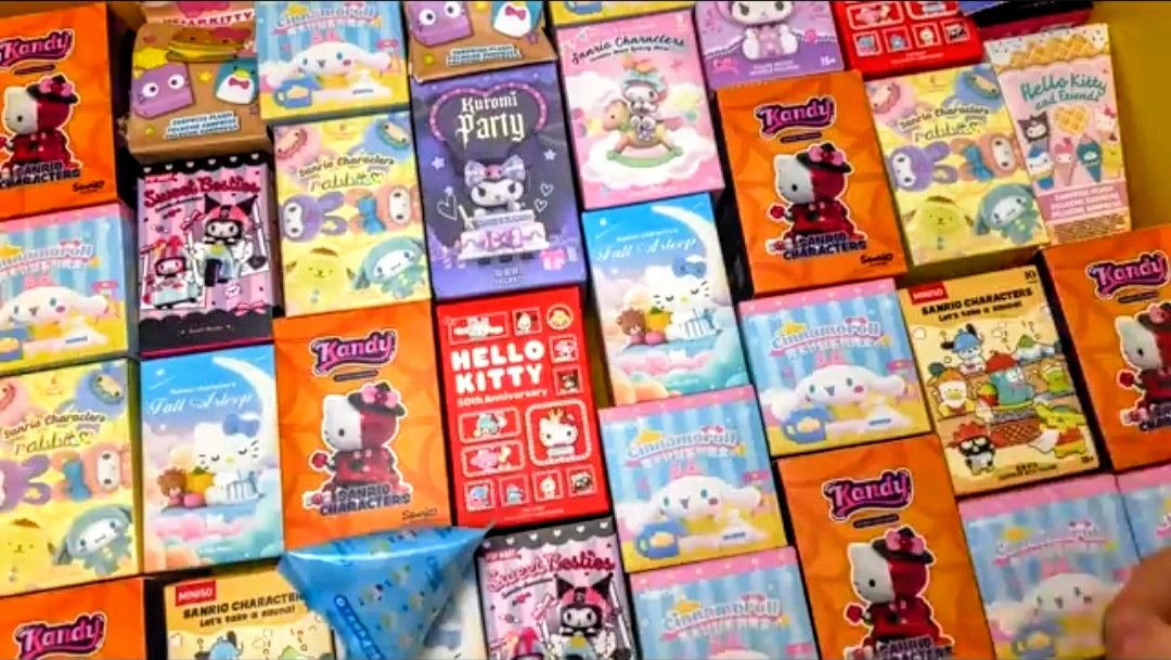 АСМР РАСПАКОВКА чудесных Сюрприз Боксов и коробок 🥰 антистрессы АСМР СКВИШИ 🫶🏻